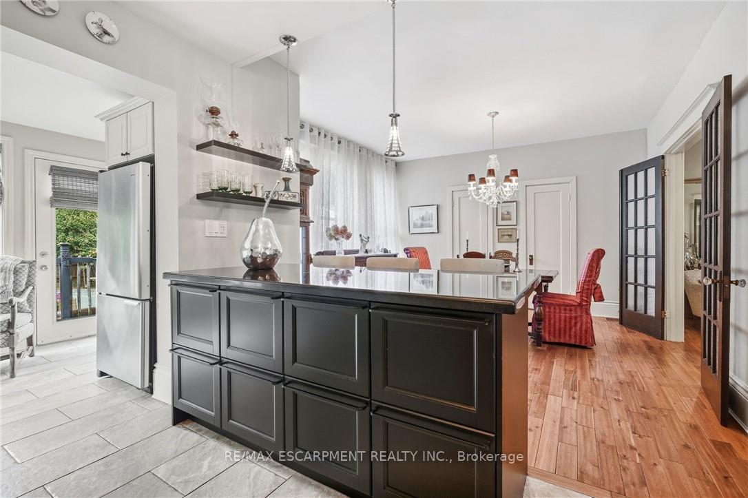 Photo 19 of 228 Sherman Avenue S, Hamilton, St. Clair — HOMEH