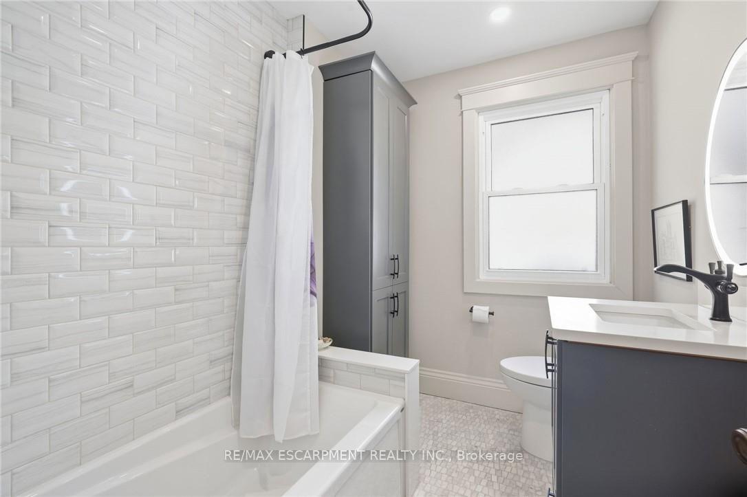 Photo 30 of 228 Sherman Avenue S, Hamilton, St. Clair — HOMEH