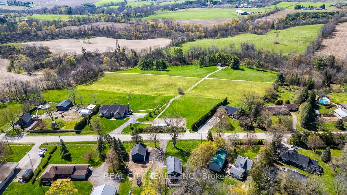 Photo 4 of 47 River Road, Brantford, Eagle Place — HOMEH