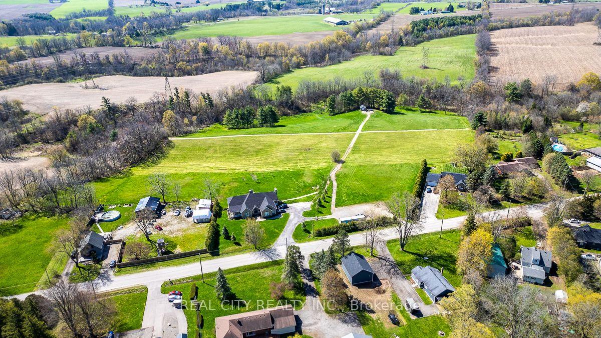 Photo 5 of 47 River Road, Brantford, Eagle Place — HOMEH