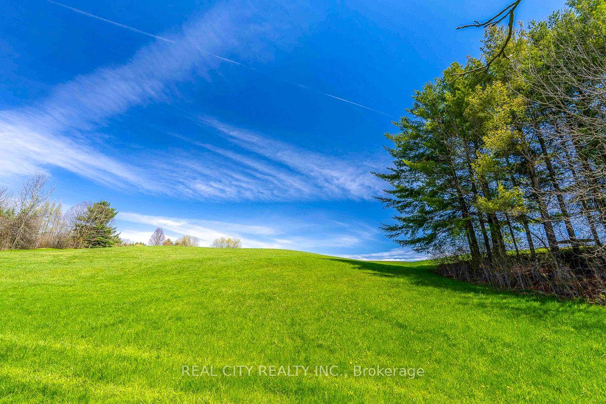 Photo 27 of 47 River Road, Brantford, Eagle Place — HOMEH