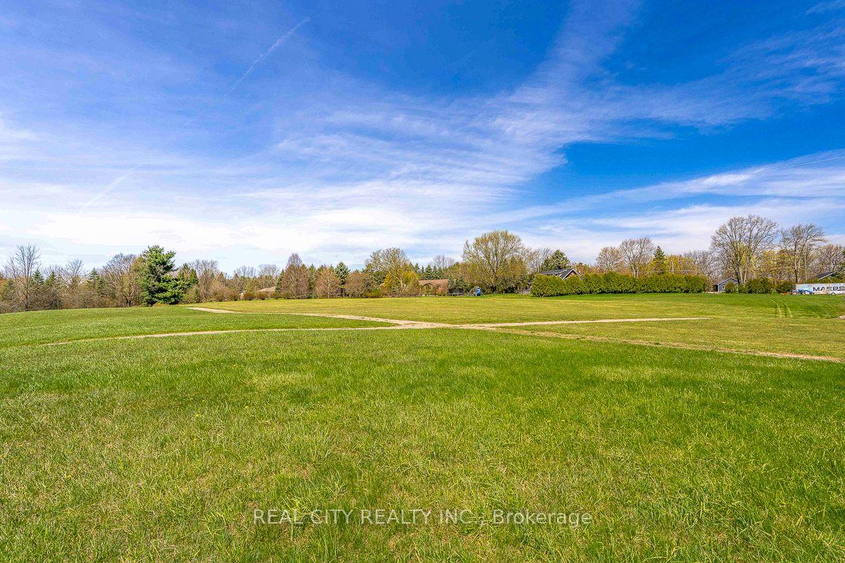 Photo 45 of 47 River Road, Brantford, Eagle Place — HOMEH