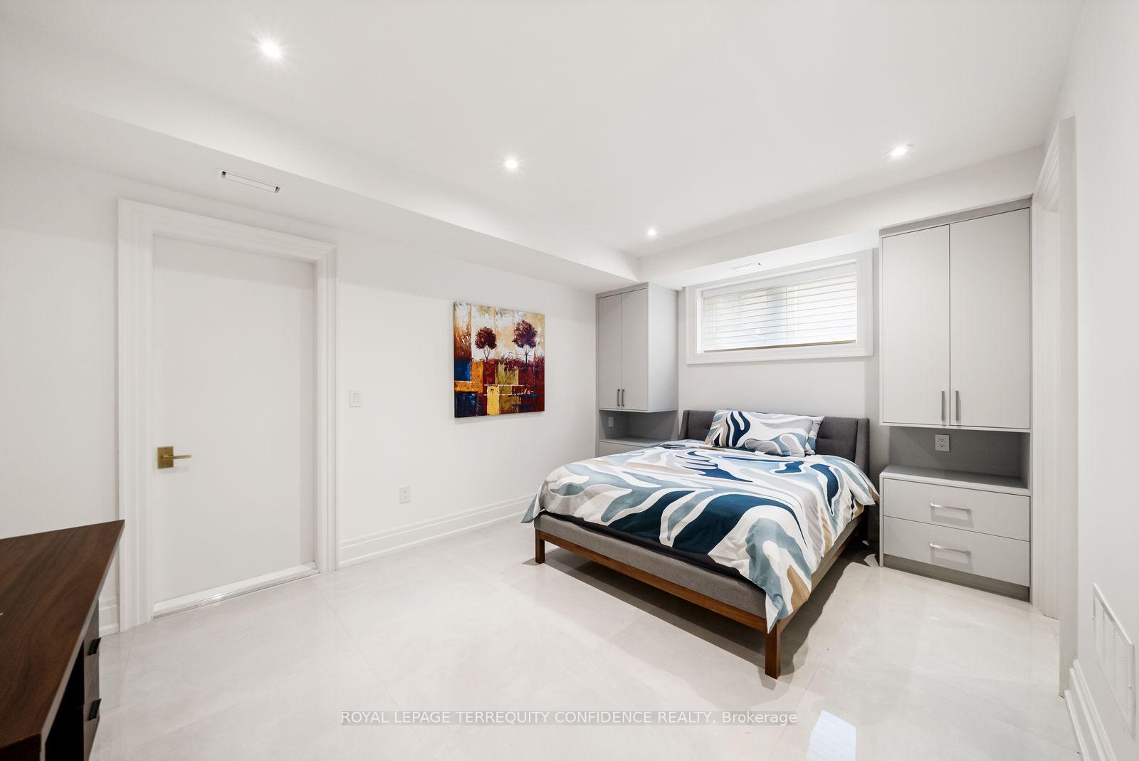 Photo 46 of 8 Canary Crescent, North York, Bayview Village — HOMEH