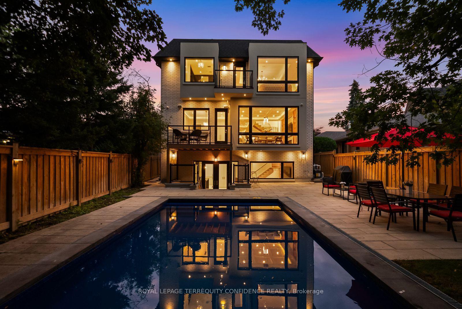 Photo 50 of 8 Canary Crescent, North York, Bayview Village — HOMEH