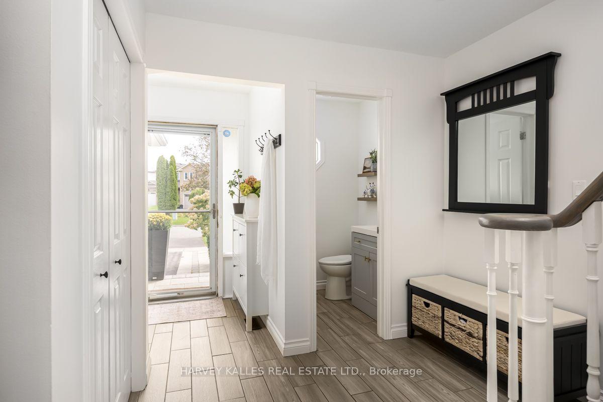 Photo 8 of 247 Overbank Drive, Oshawa, McLaughlin — HOMEH