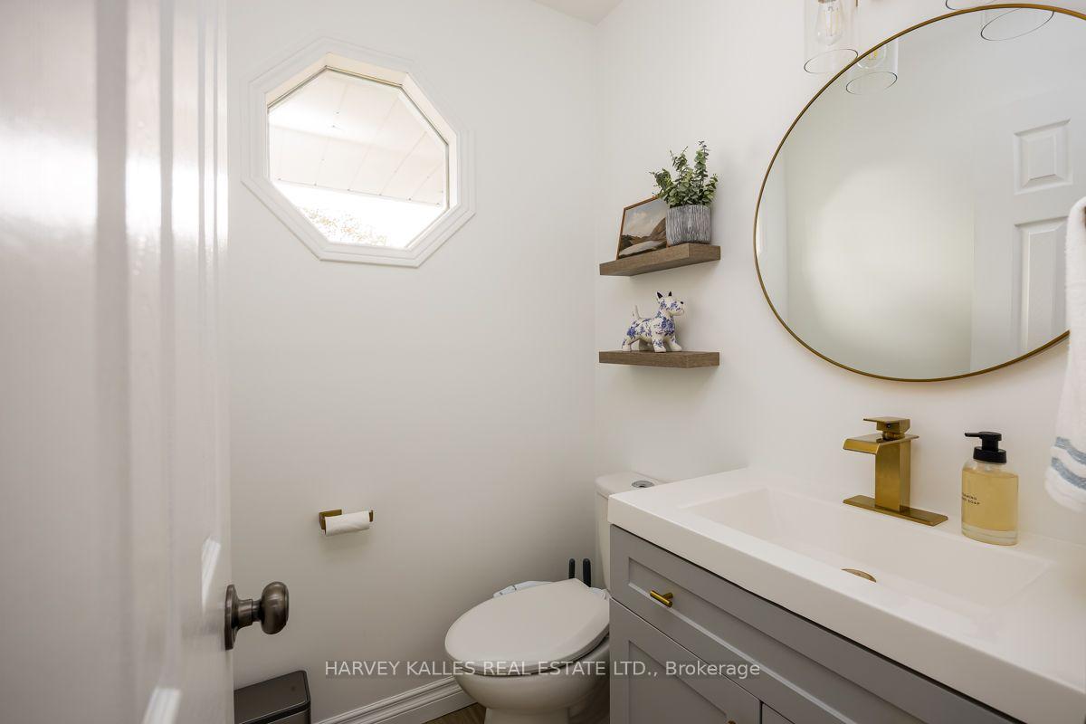 Photo 19 of 247 Overbank Drive, Oshawa, McLaughlin — HOMEH