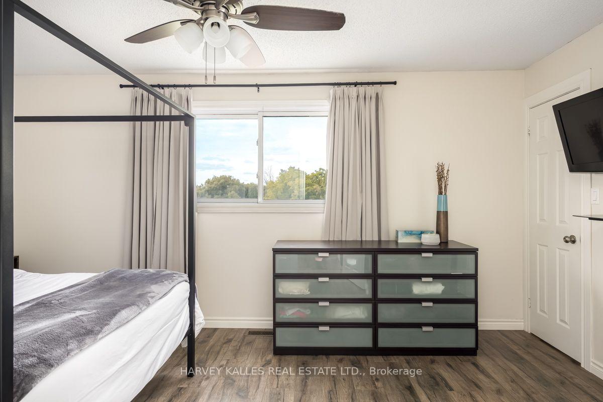 Photo 21 of 247 Overbank Drive, Oshawa, McLaughlin — HOMEH