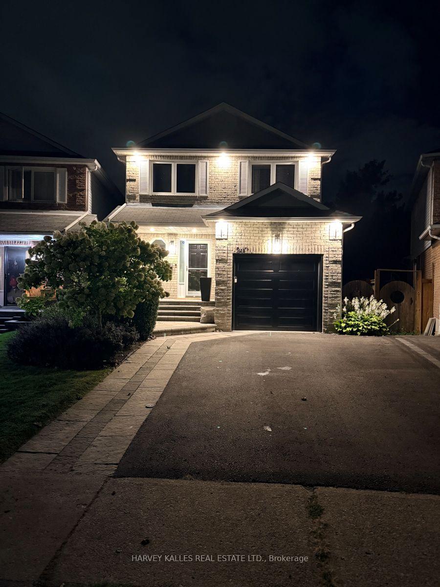 Photo 45 of 247 Overbank Drive, Oshawa, McLaughlin — HOMEH