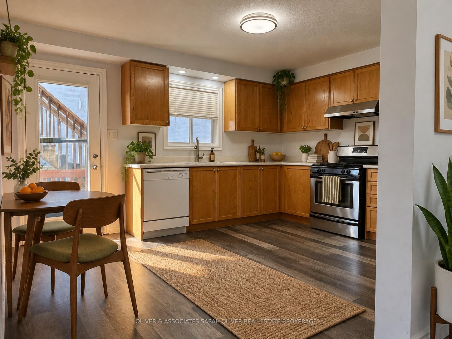 Photo 7 of Unit 2, 3320 Meadowgate Boulevard W, London, South U — HOMEH