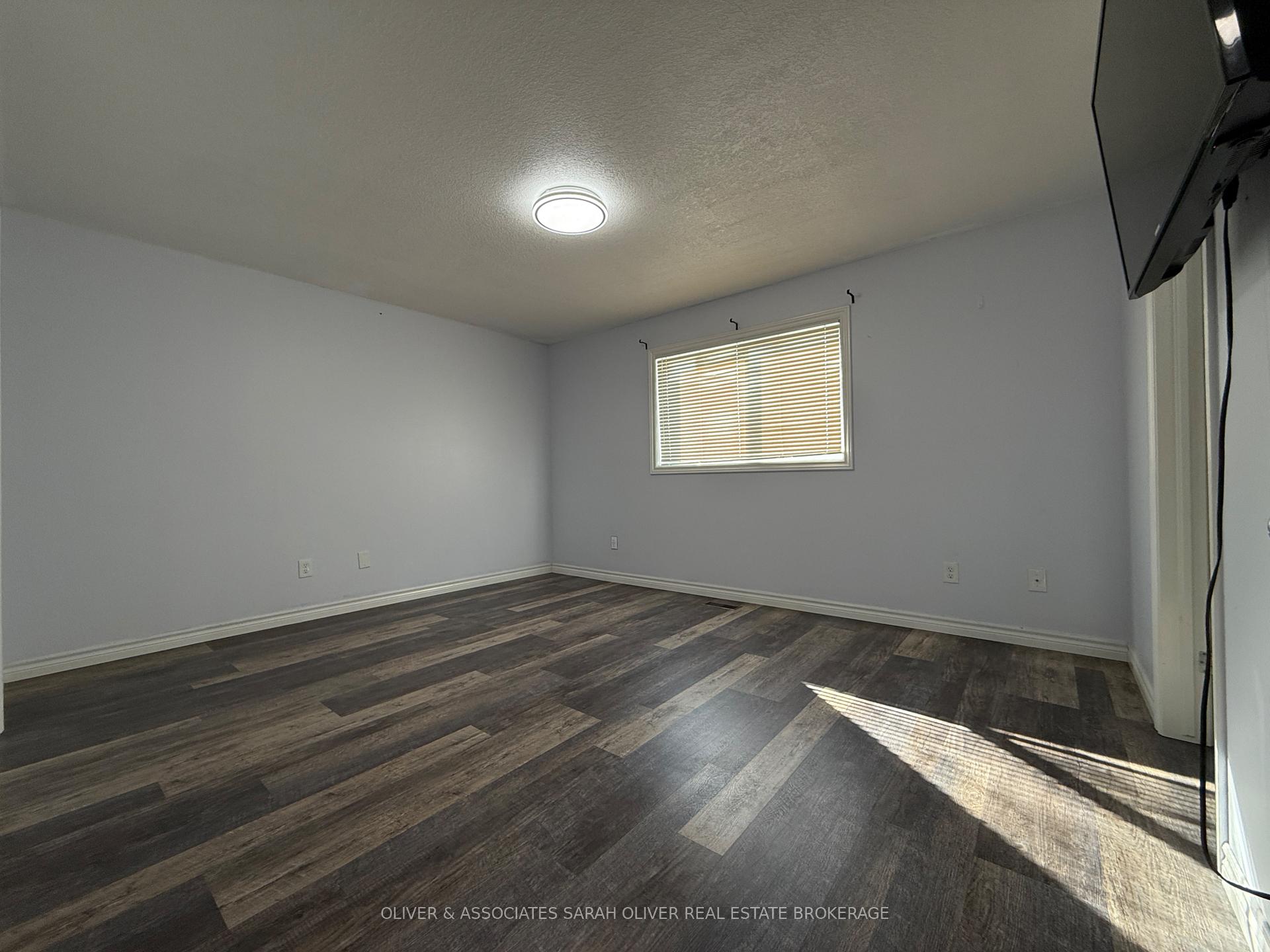 Photo 12 of Unit 2, 3320 Meadowgate Boulevard W, London, South U — HOMEH