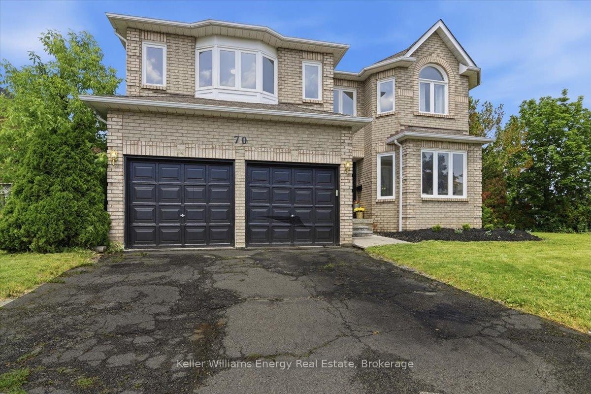 Photo 1 of 70 Willowbrook Drive, Whitby, Pringle Creek — HOMEH