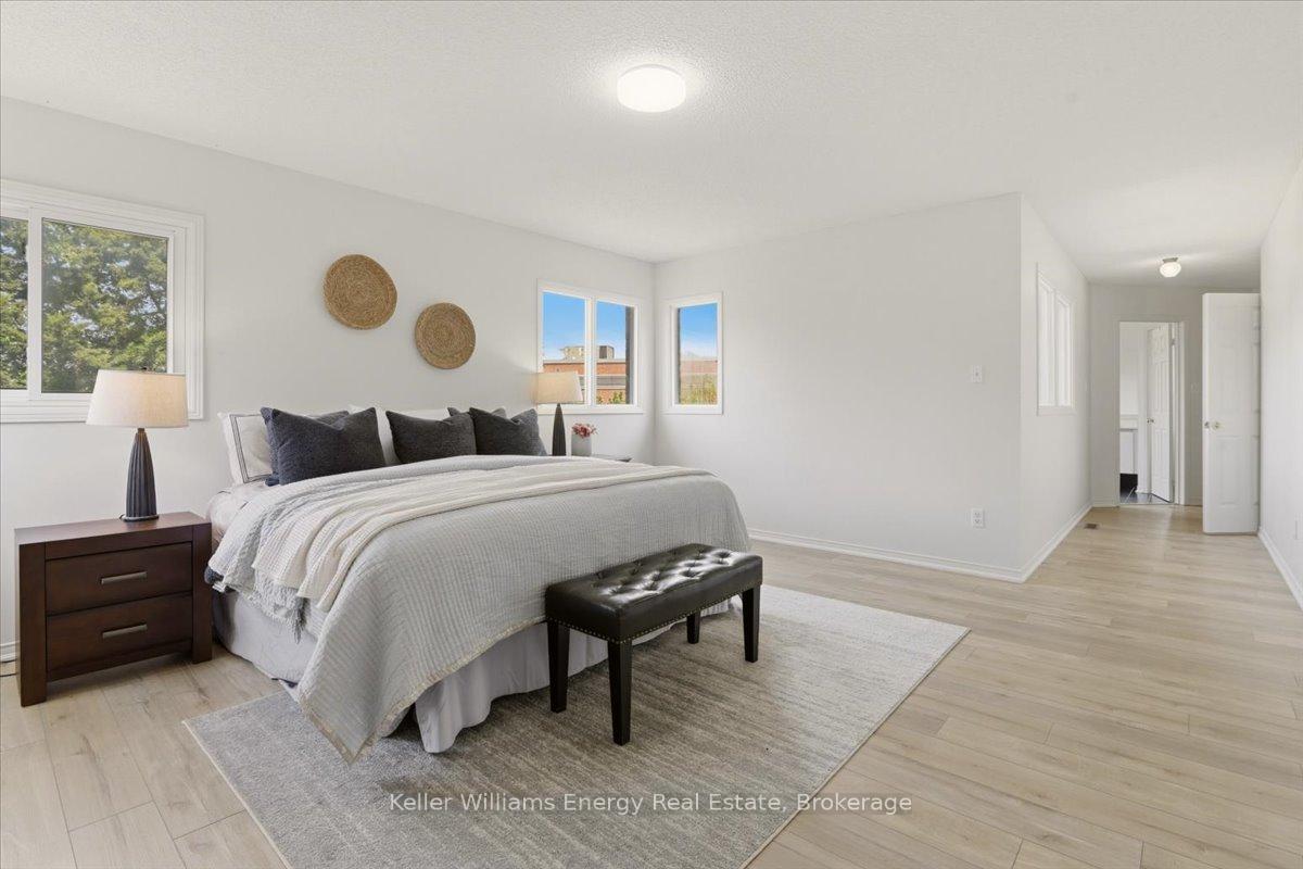 Photo 35 of 70 Willowbrook Drive, Whitby, Pringle Creek — HOMEH