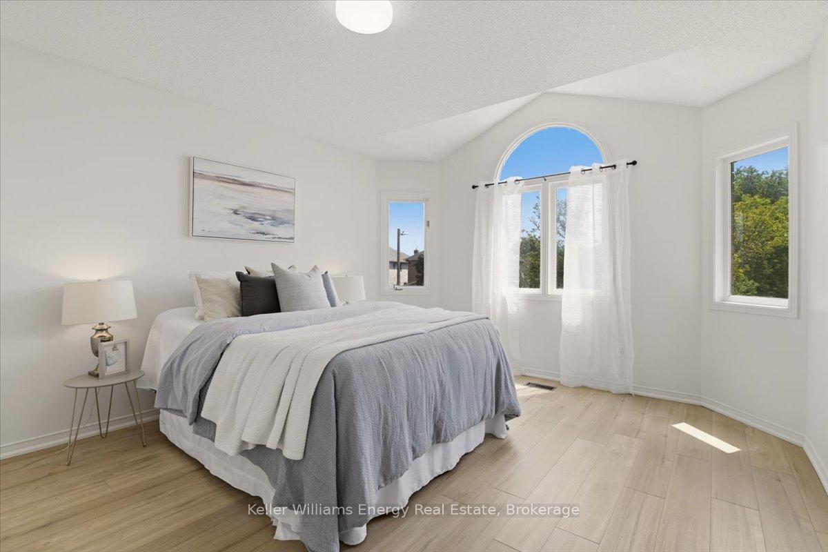 Photo 39 of 70 Willowbrook Drive, Whitby, Pringle Creek — HOMEH