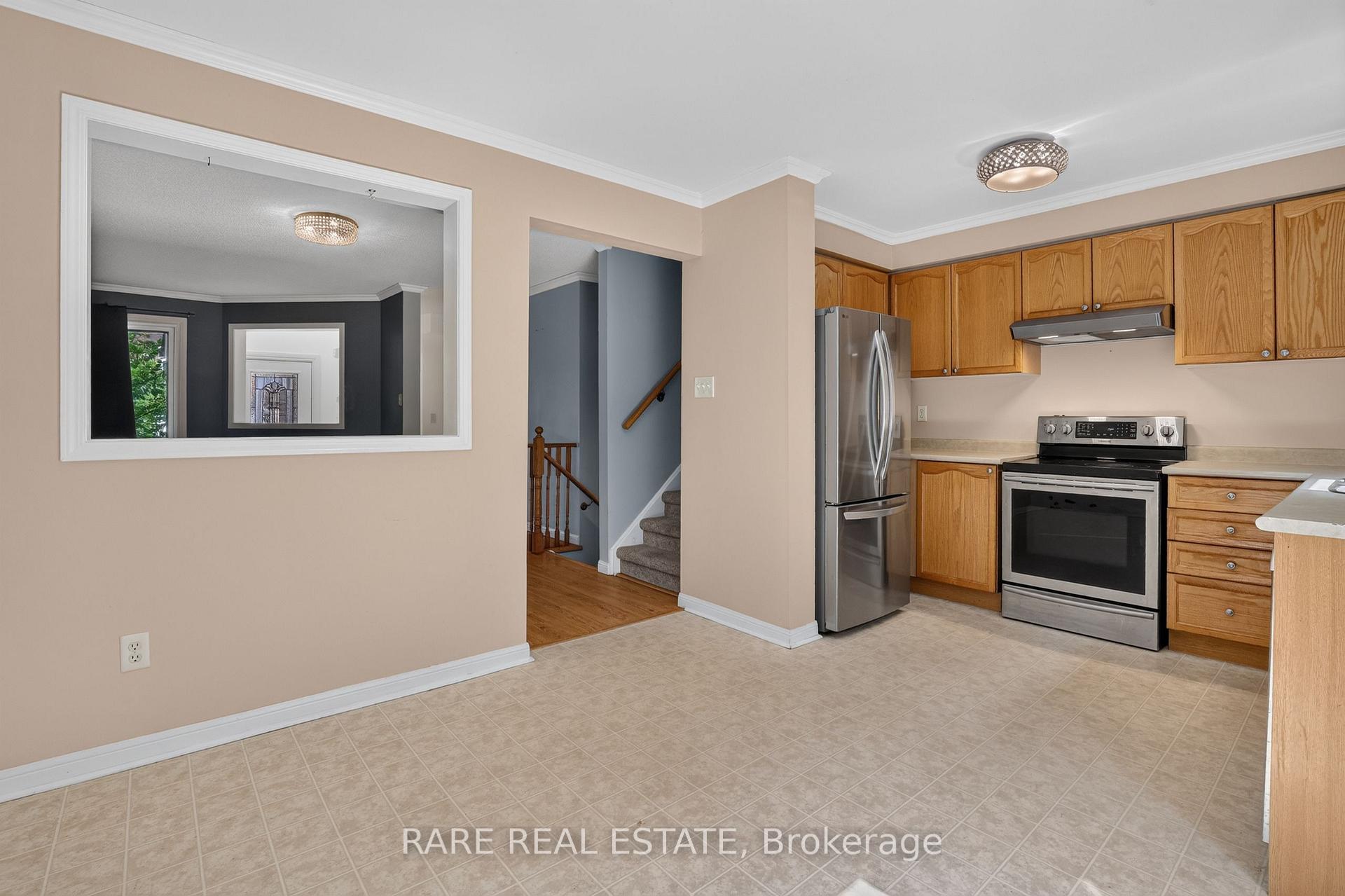 Photo 7 of 102 Hawthorne Crescent, Barrie, Ardagh — HOMEH