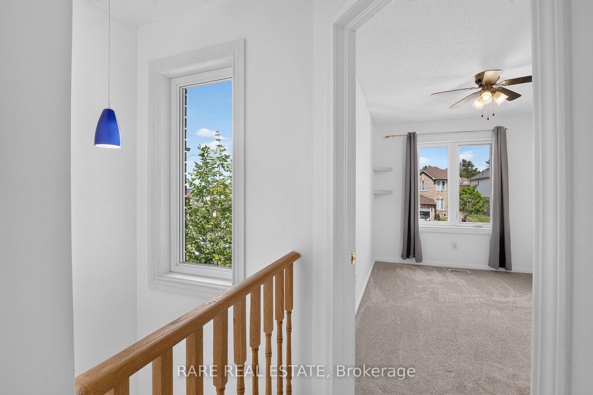 Photo 11 of 102 Hawthorne Crescent, Barrie, Ardagh — HOMEH