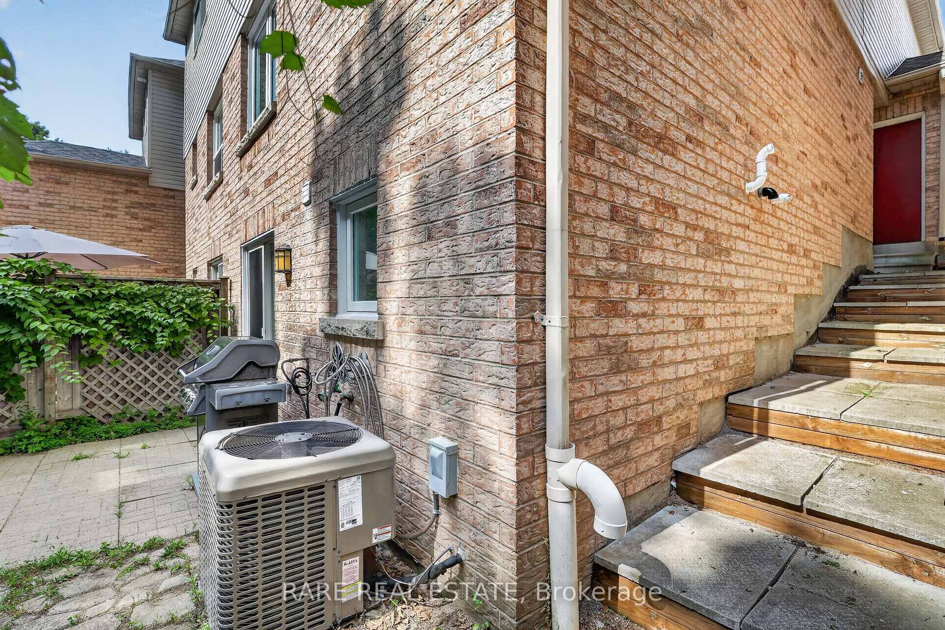 Photo 26 of 102 Hawthorne Crescent, Barrie, Ardagh — HOMEH