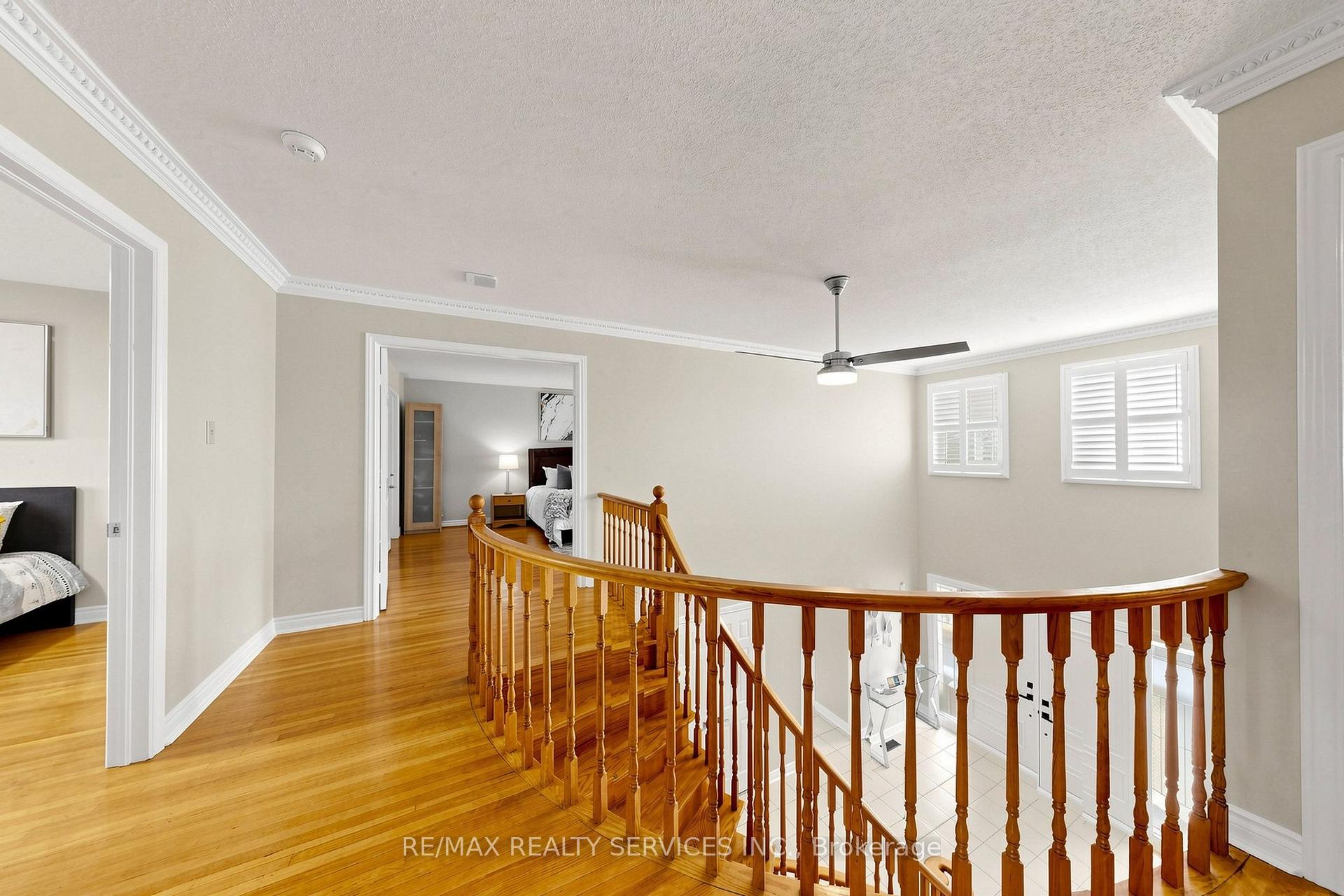 Photo 48 of 35 Linden Crescent, Brampton, Westgate — HOMEH