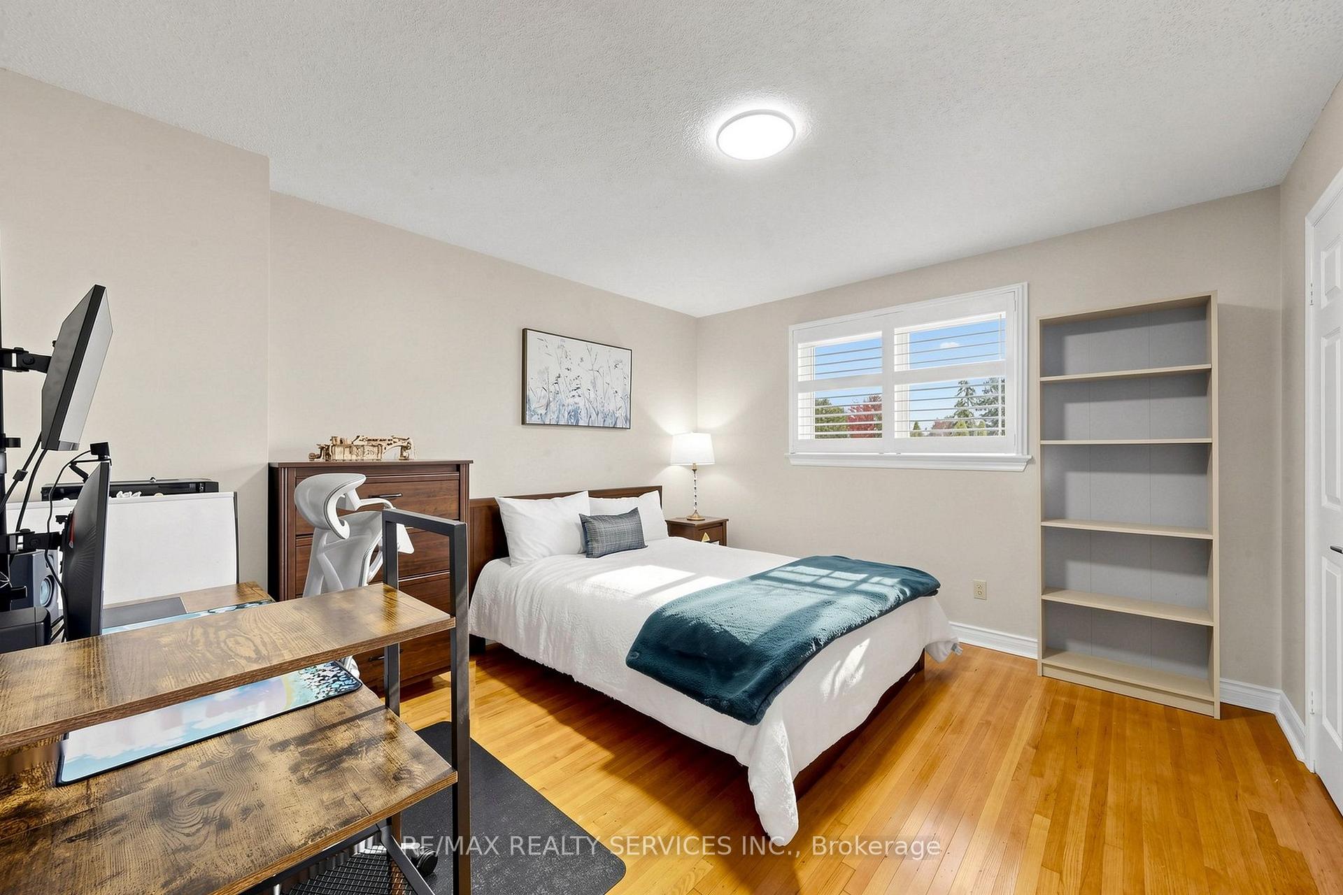 Photo 59 of 35 Linden Crescent, Brampton, Westgate — HOMEH