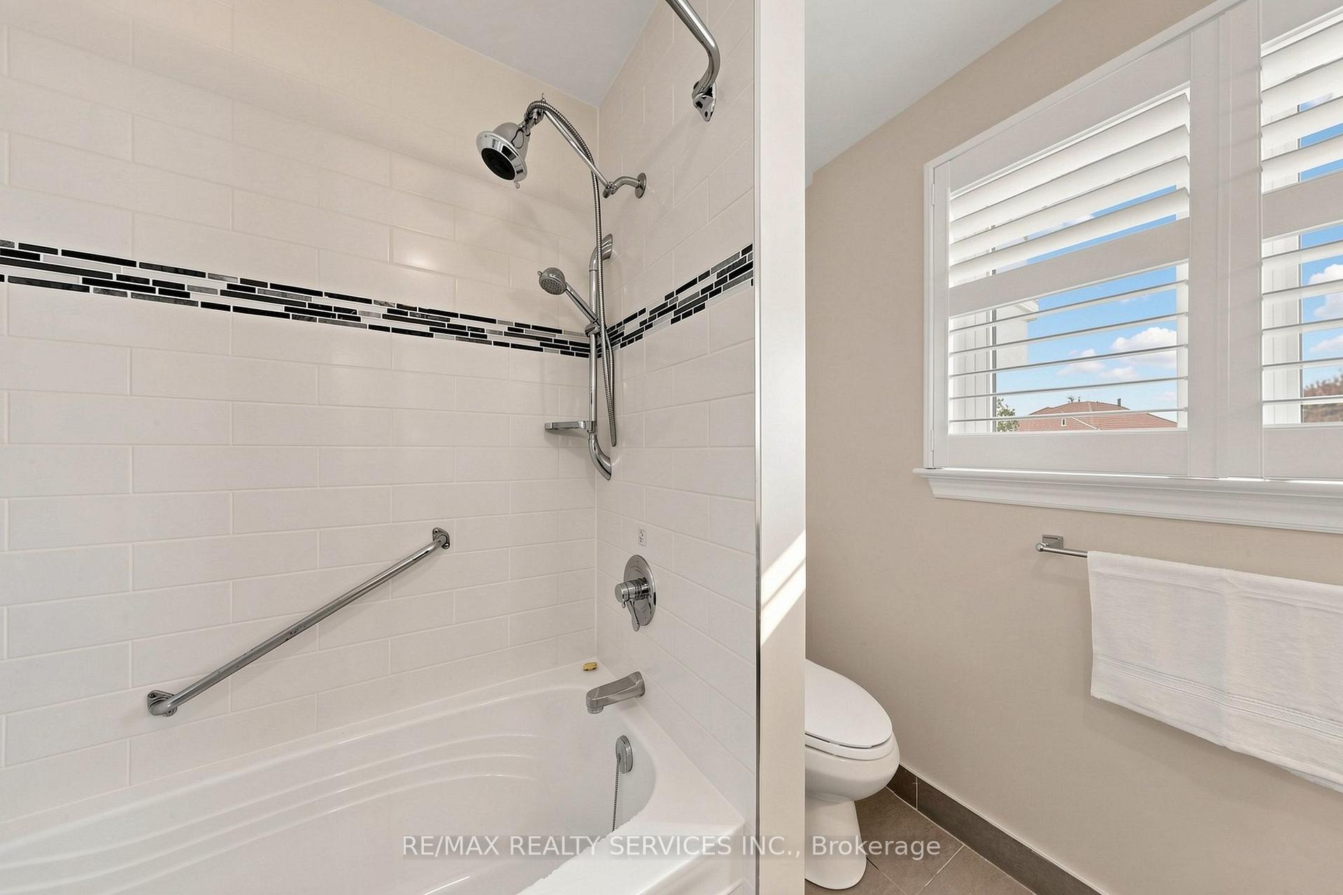 Photo 62 of 35 Linden Crescent, Brampton, Westgate — HOMEH