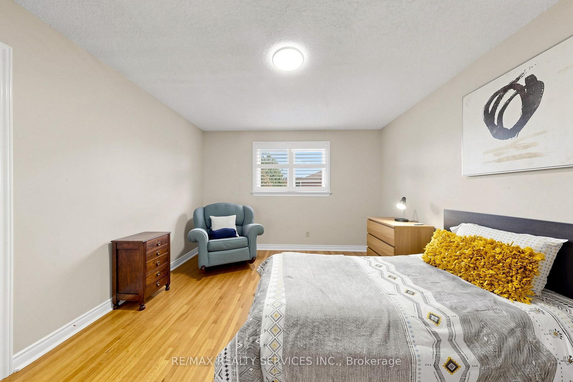 Photo 63 of 35 Linden Crescent, Brampton, Westgate — HOMEH