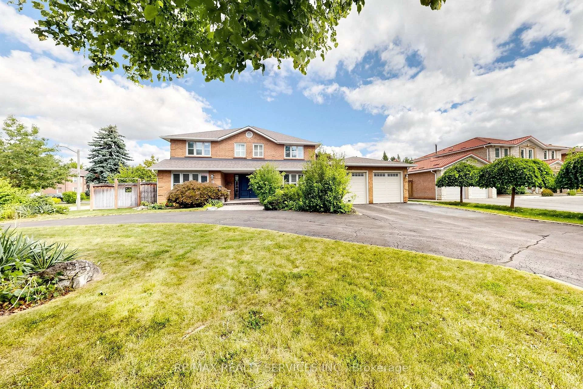 Photo 6 of 35 Linden Crescent, Brampton, Westgate — HOMEH
