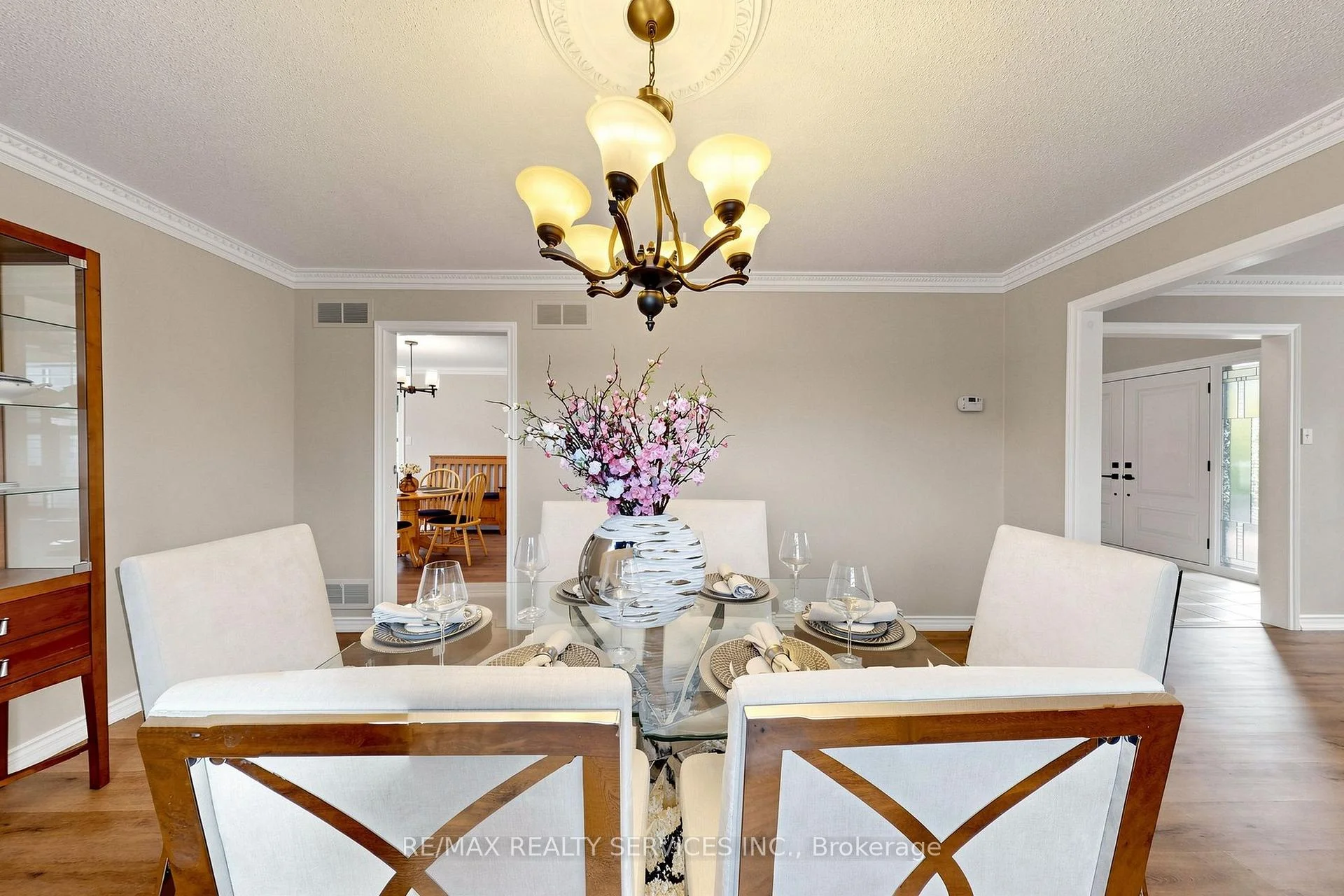 Photo 26 of 35 Linden Crescent, Brampton, Westgate — HOMEH