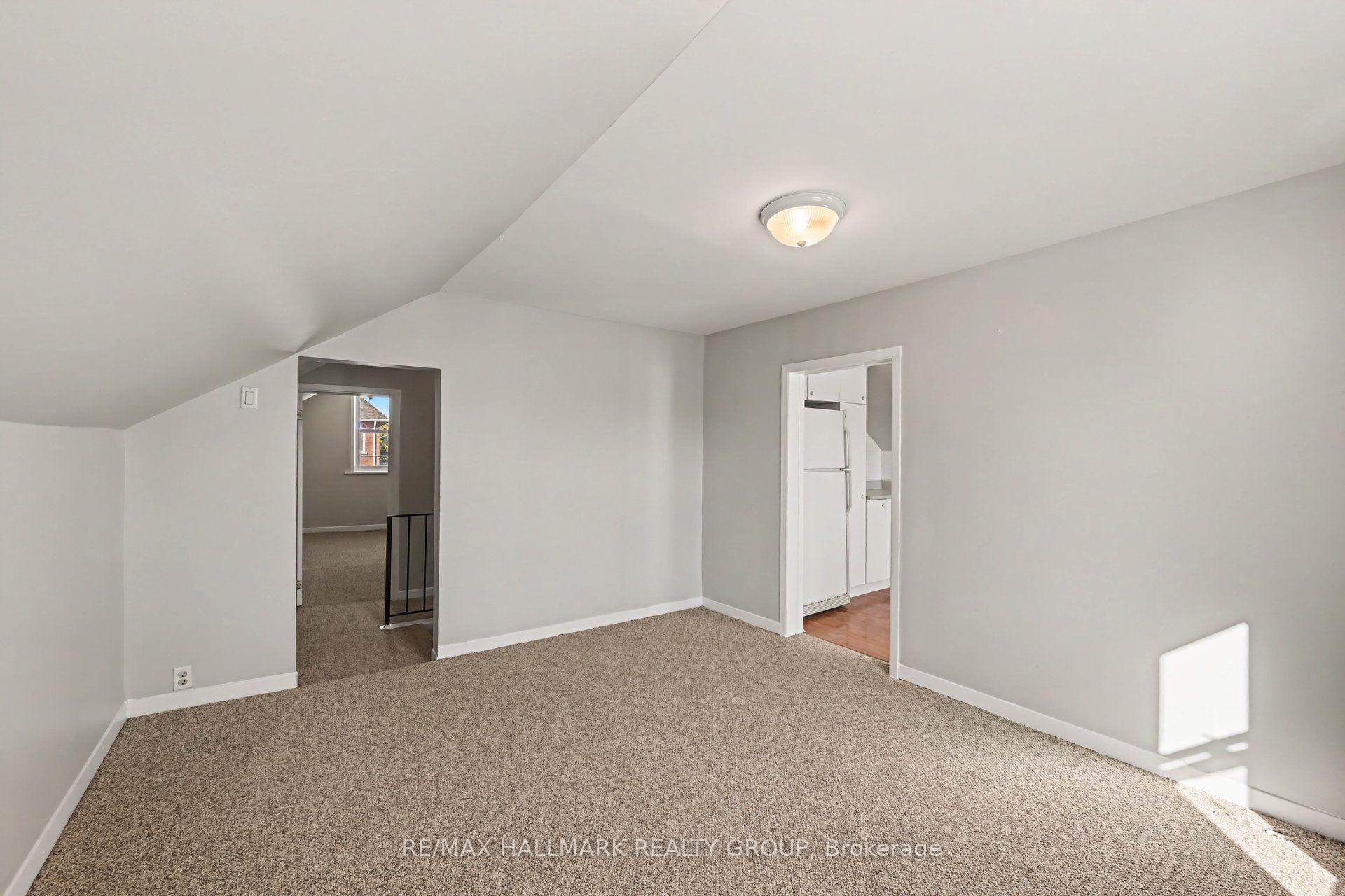 Photo 4 of Unit Unit 1, 216 Bell Street, Arnprior, Arnprior — HOMEH