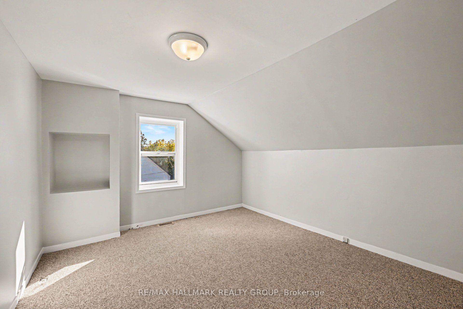Photo 5 of Unit Unit 1, 216 Bell Street, Arnprior, Arnprior — HOMEH