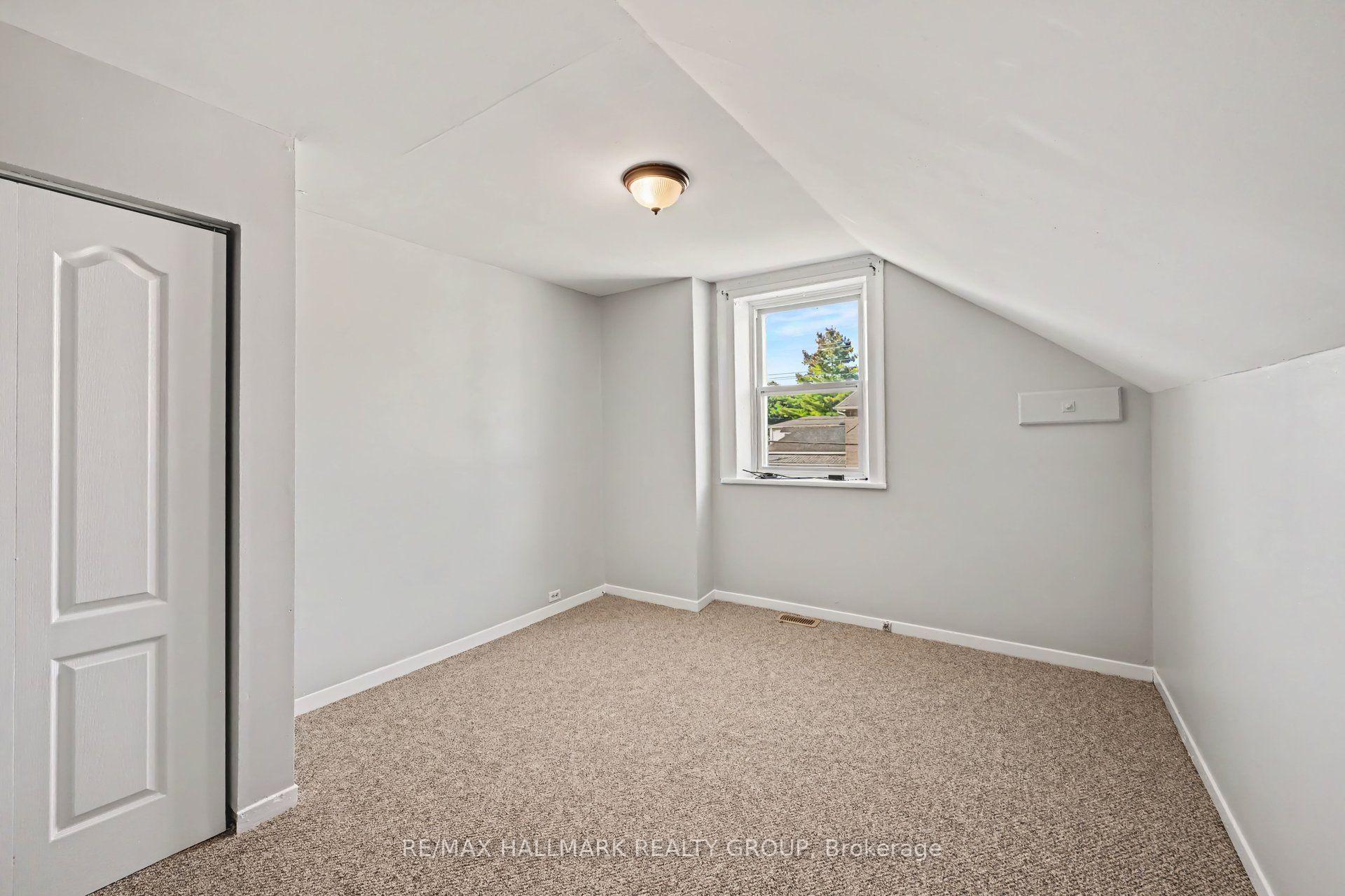 Photo 11 of Unit Unit 1, 216 Bell Street, Arnprior, Arnprior — HOMEH