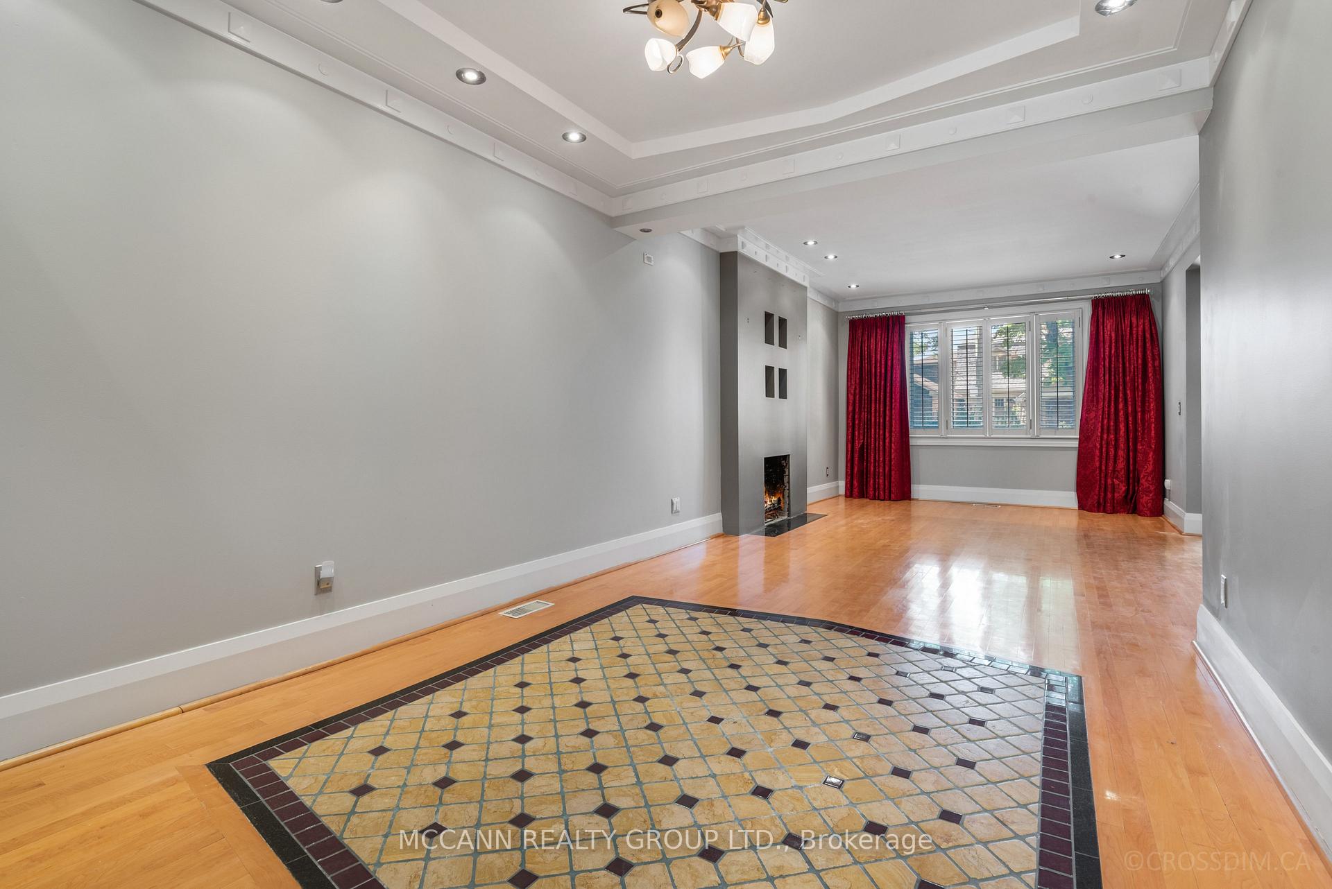 Photo 15 of 137 Old Orchard Grove, Toronto, Lawrence Park North — HOMEH