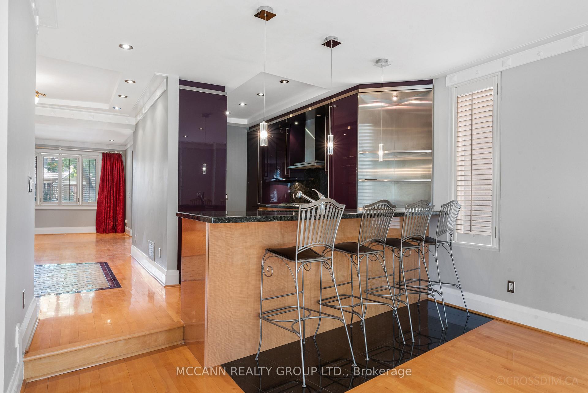 Photo 19 of 137 Old Orchard Grove, Toronto, Lawrence Park North — HOMEH