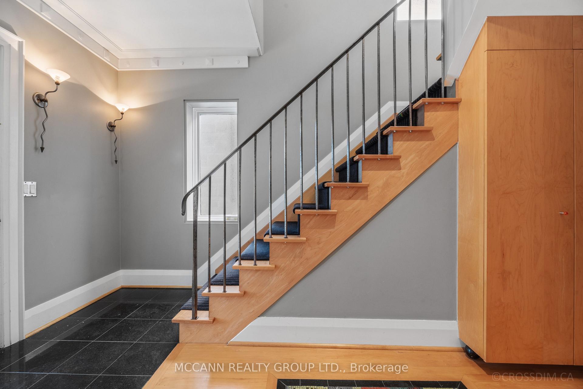 Photo 24 of 137 Old Orchard Grove, Toronto, Lawrence Park North — HOMEH