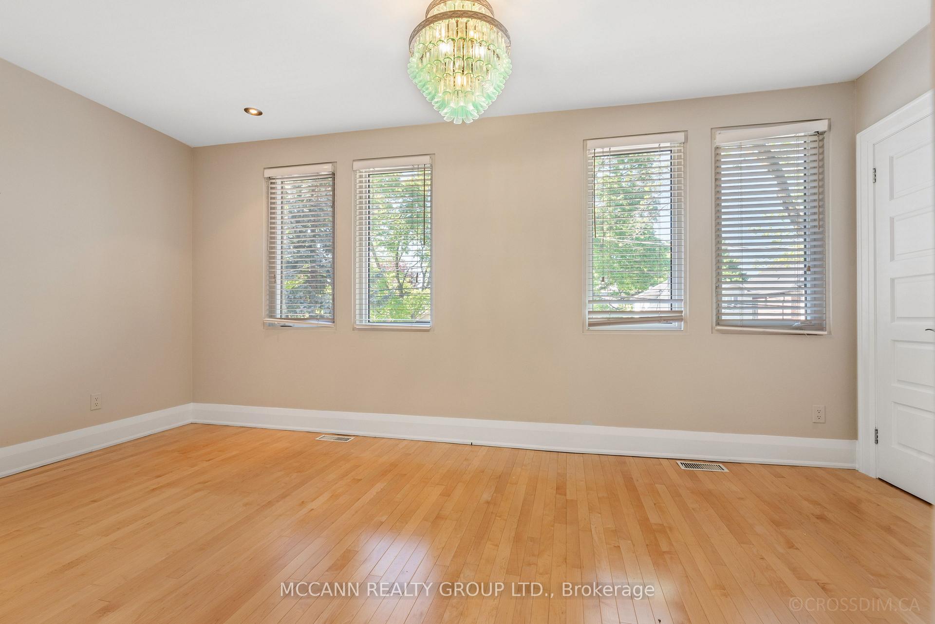 Photo 25 of 137 Old Orchard Grove, Toronto, Lawrence Park North — HOMEH