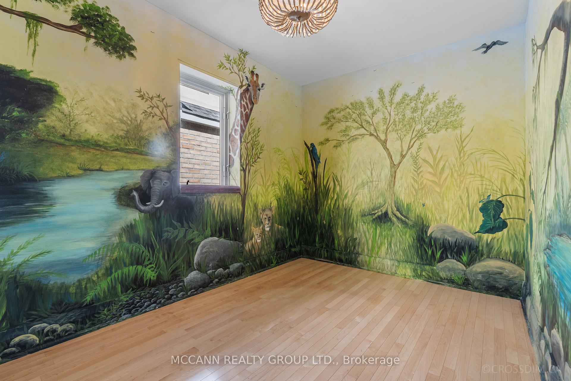 Photo 28 of 137 Old Orchard Grove, Toronto, Lawrence Park North — HOMEH
