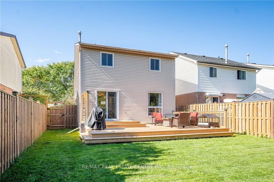 Photo 36 of 34 Camrose Court, Kitchener, Victoria Hills — HOMEH