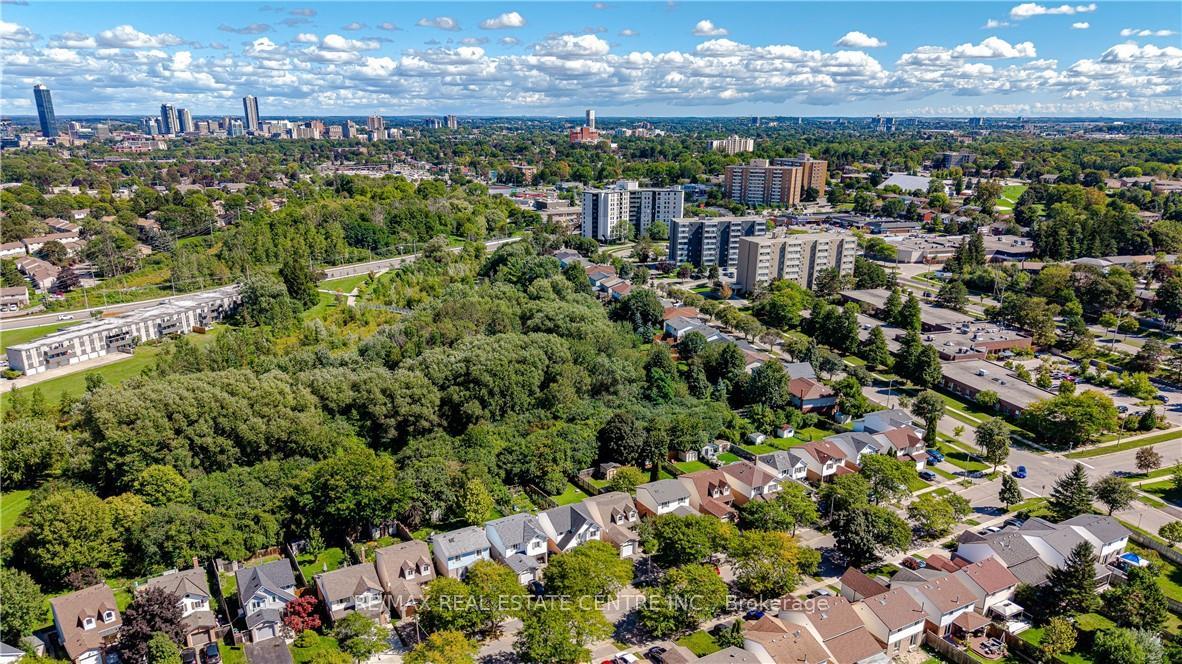 Photo 41 of 34 Camrose Court, Kitchener, Victoria Hills — HOMEH