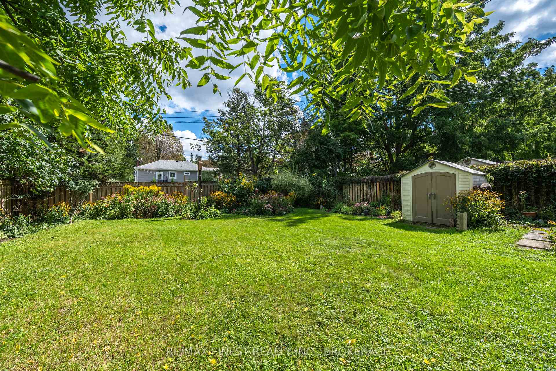 Photo 31 of 193 Hawthorne Avenue, Kingston, West of Sir John A. Blvd — HOMEH