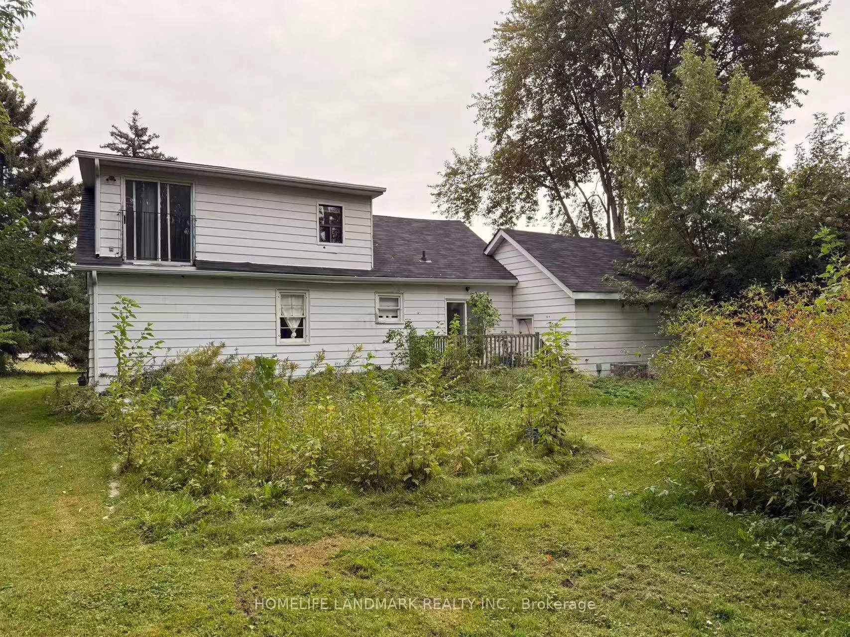Photo 2 of 318 The Queensway, Georgina, Keswick South — HOMEH