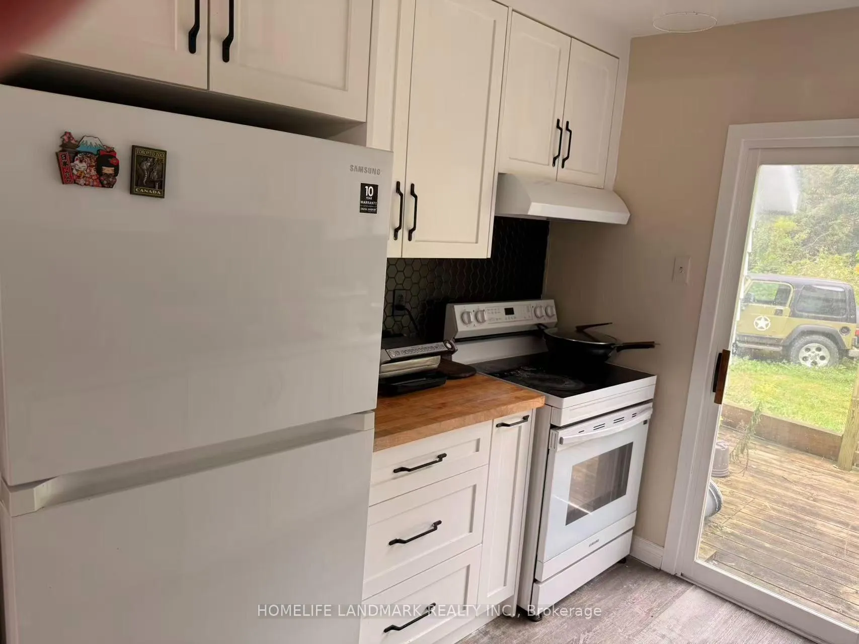 Photo 4 of 318 The Queensway, Georgina, Keswick South — HOMEH