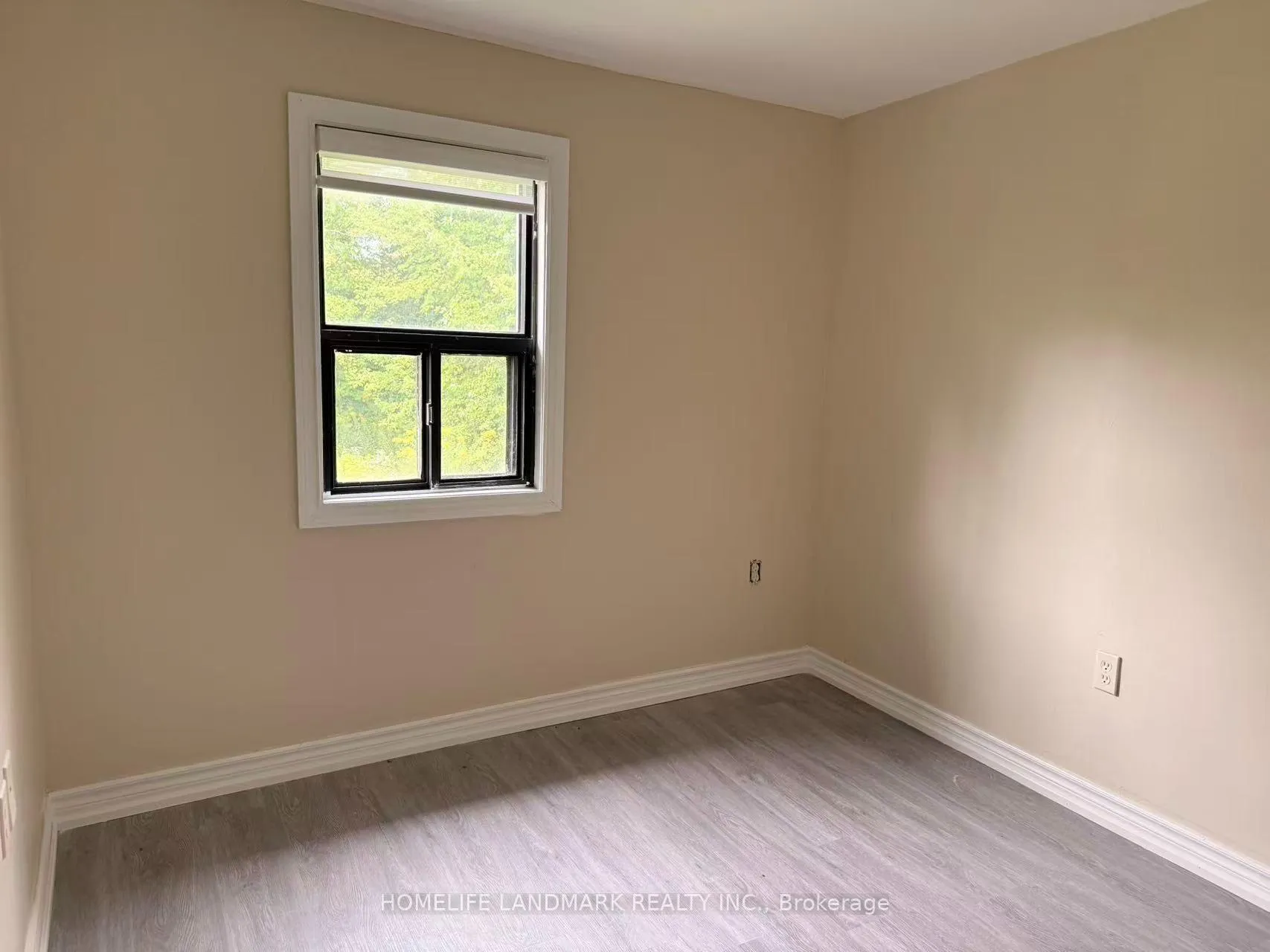 Photo 9 of 318 The Queensway, Georgina, Keswick South — HOMEH