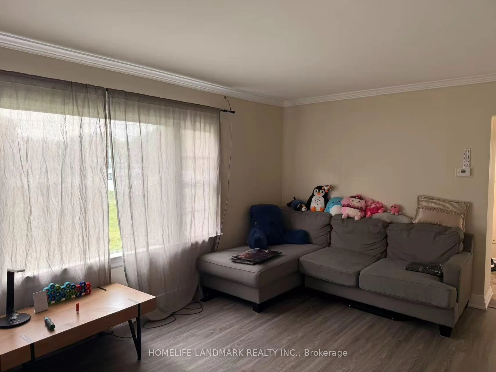 Photo 17 of 318 The Queensway, Georgina, Keswick South — HOMEH