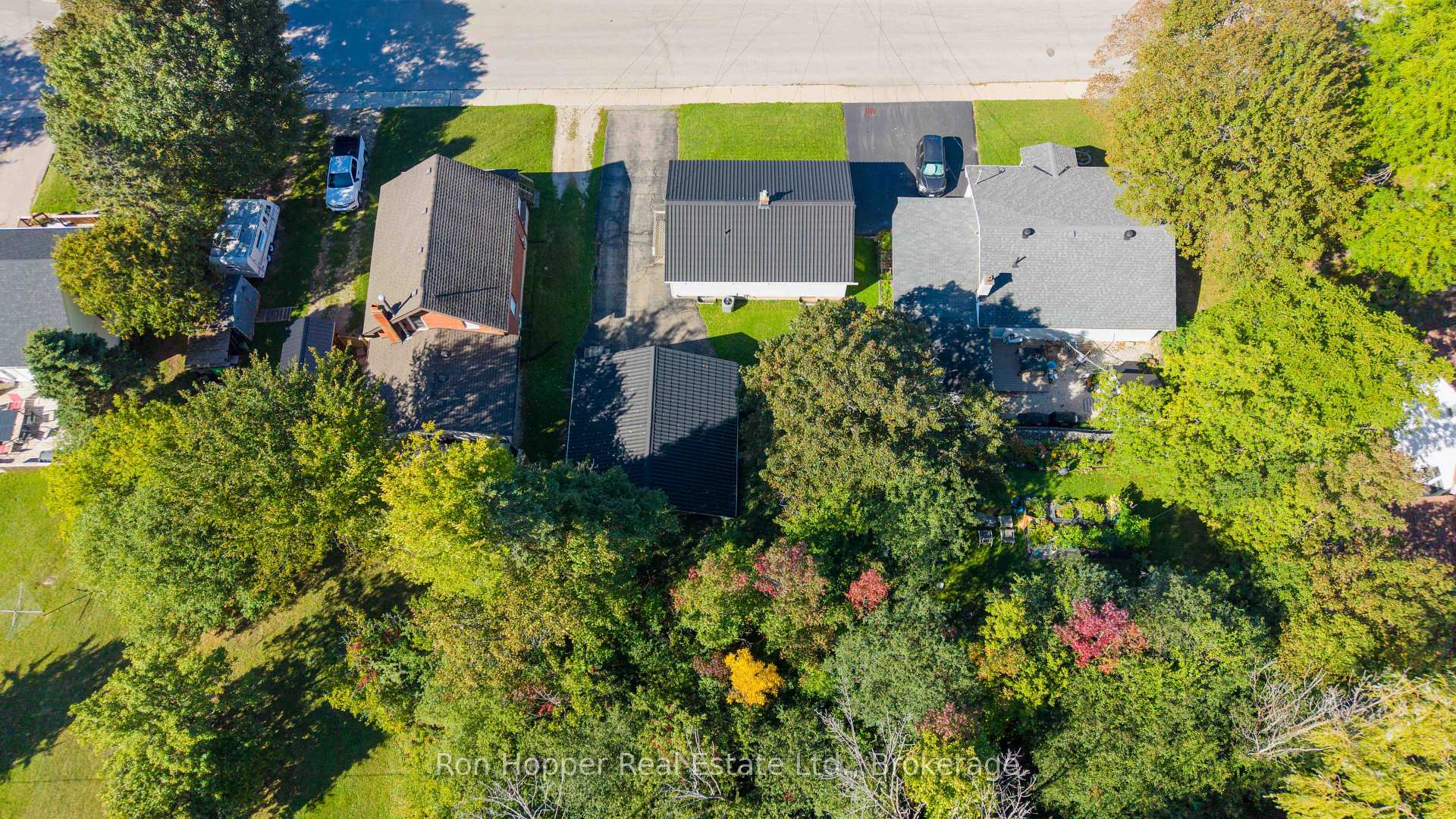 Photo 4 of 775 8th Avenue E, Owen Sound — HOMEH