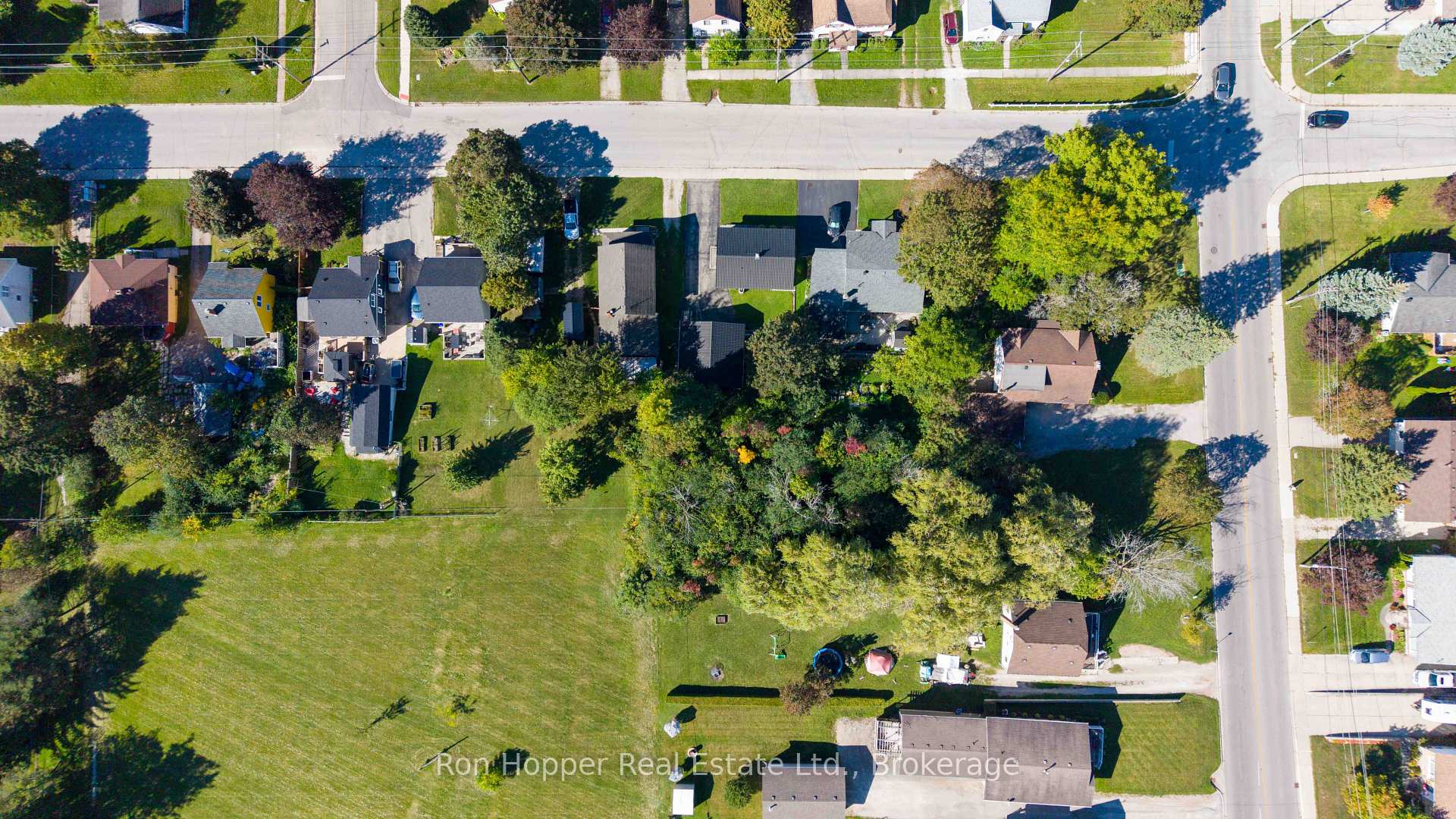 Photo 5 of 775 8th Avenue E, Owen Sound — HOMEH