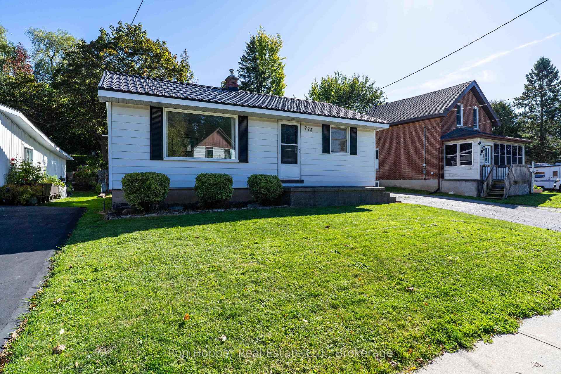 Photo 6 of 775 8th Avenue E, Owen Sound — HOMEH