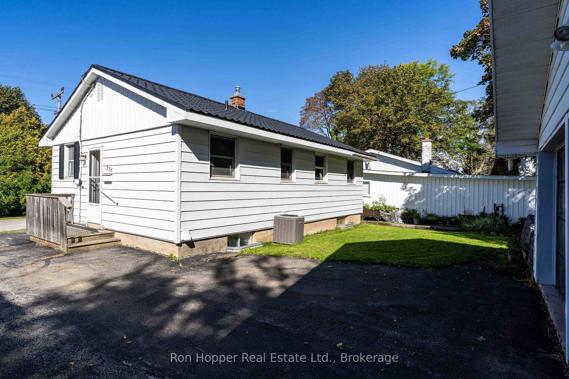 Photo 9 of 775 8th Avenue E, Owen Sound — HOMEH