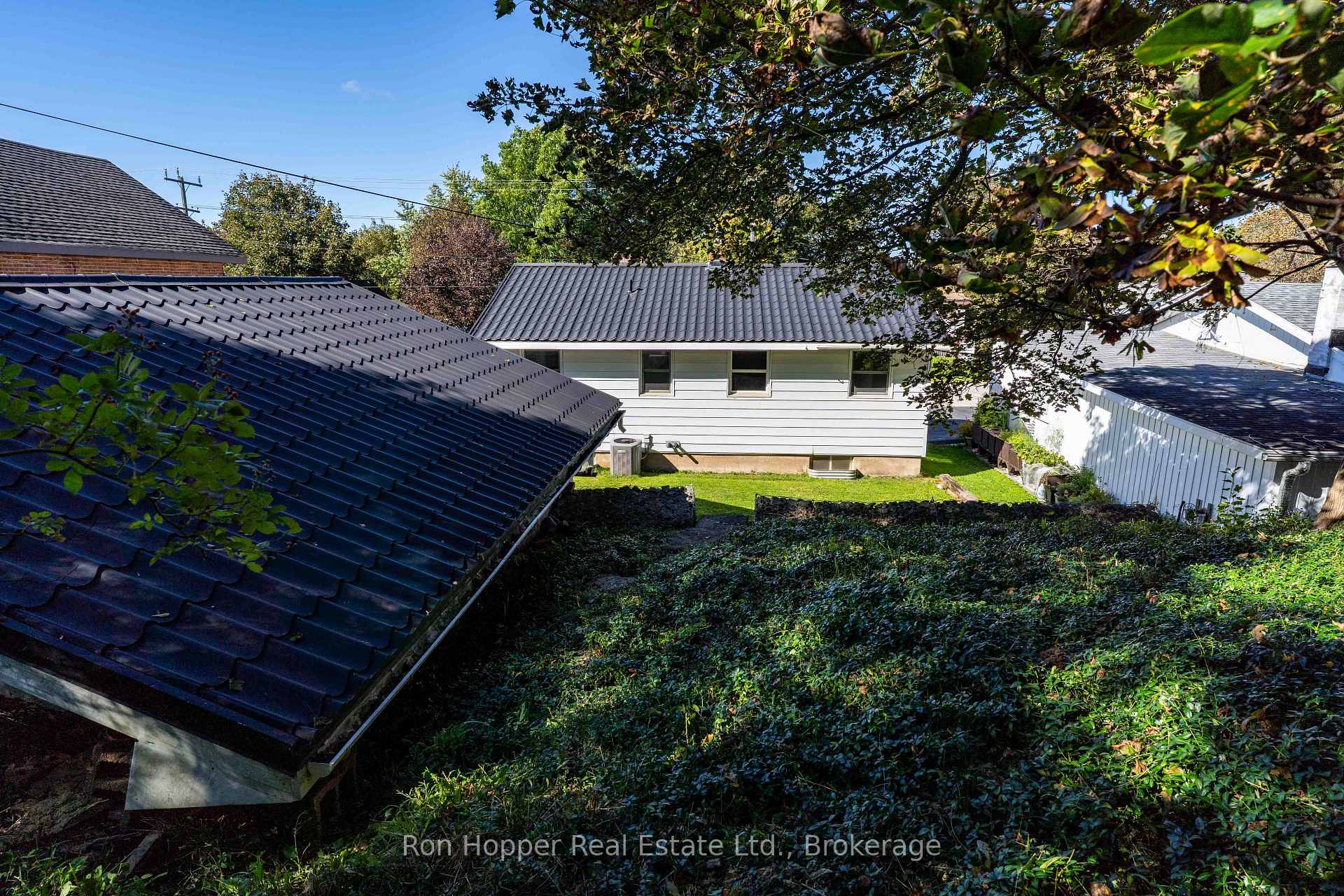 Photo 12 of 775 8th Avenue E, Owen Sound — HOMEH