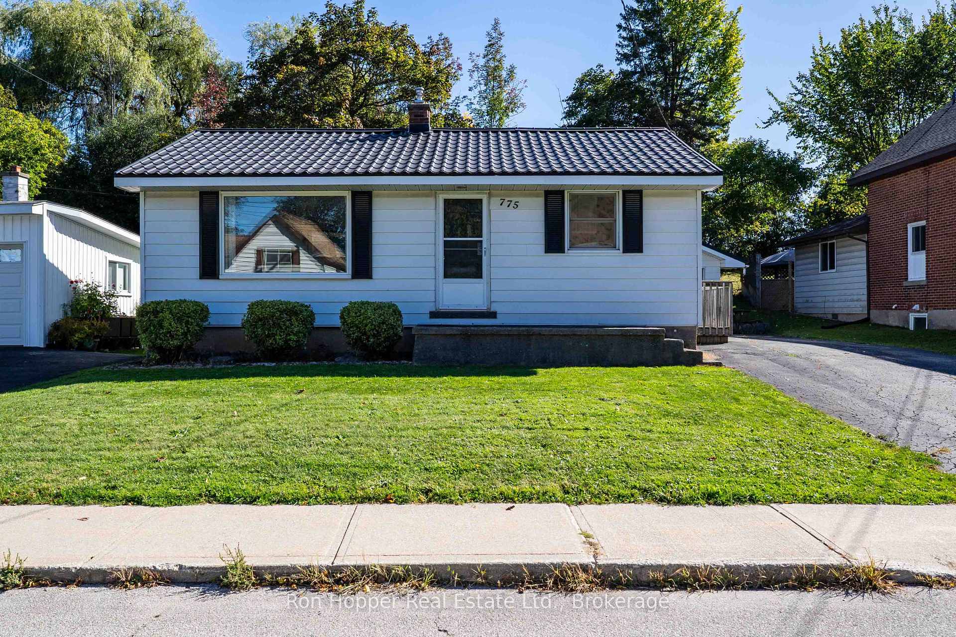 Photo 44 of 775 8th Avenue E, Owen Sound — HOMEH
