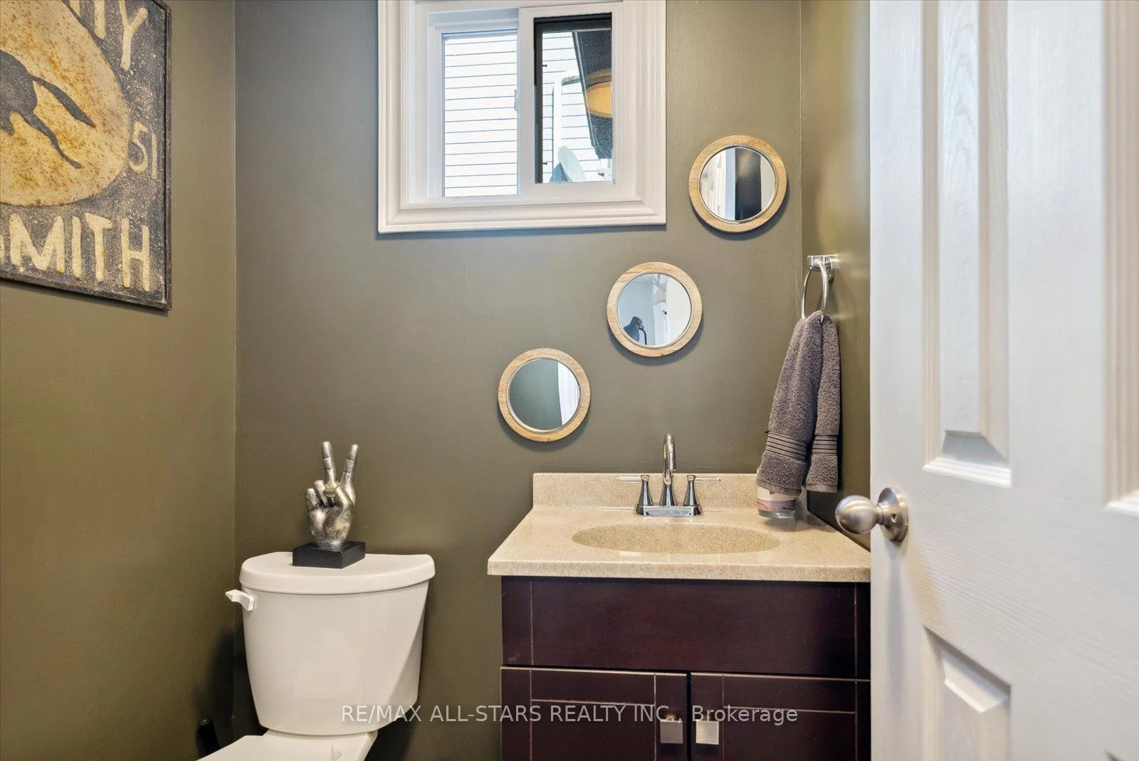 Photo 34 of 538 Highland Crescent, Brock, Beaverton — HOMEH
