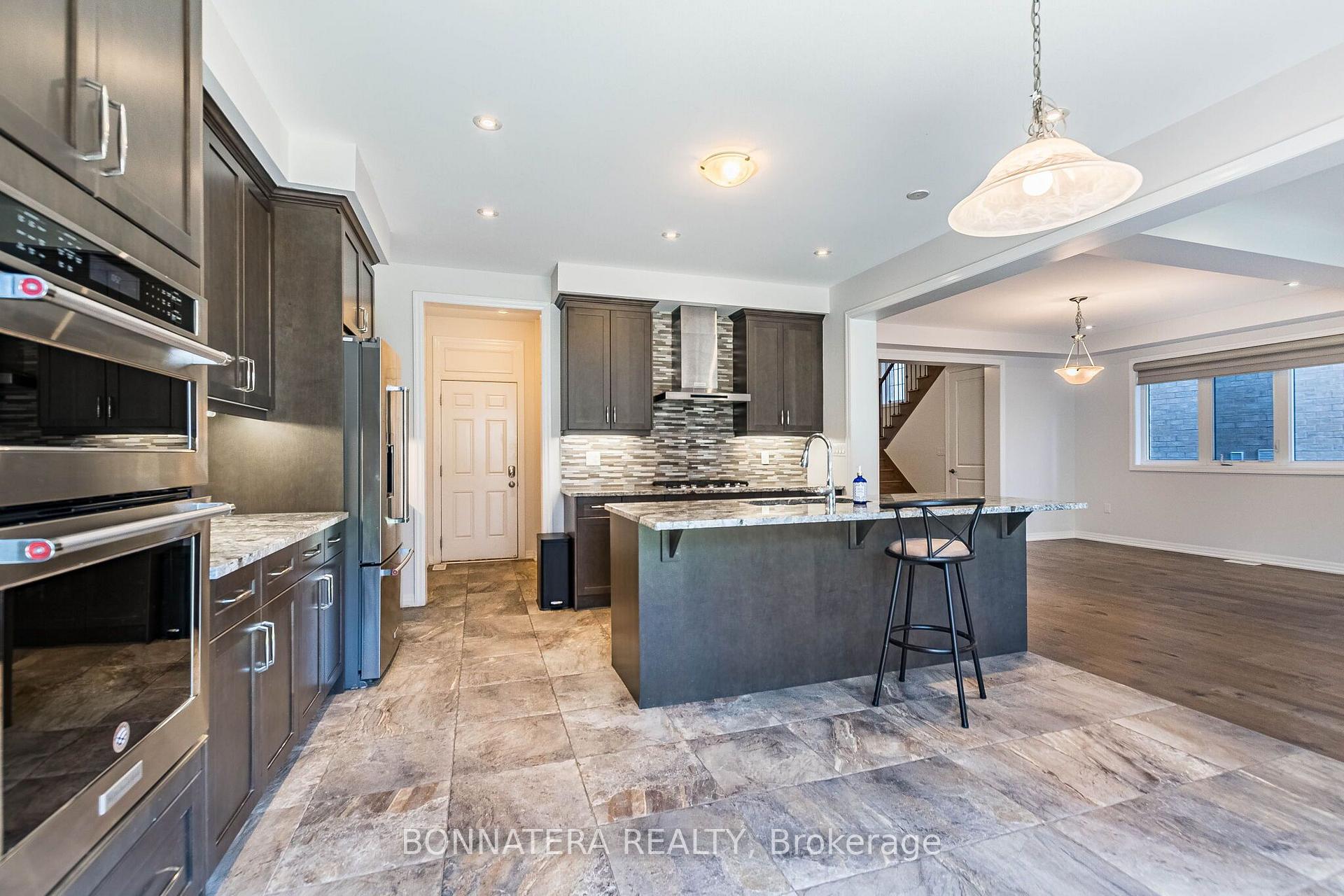 Photo 12 of 3136 Ernest Appelbe Boulevard, Oakville, Glenorchy — HOMEH