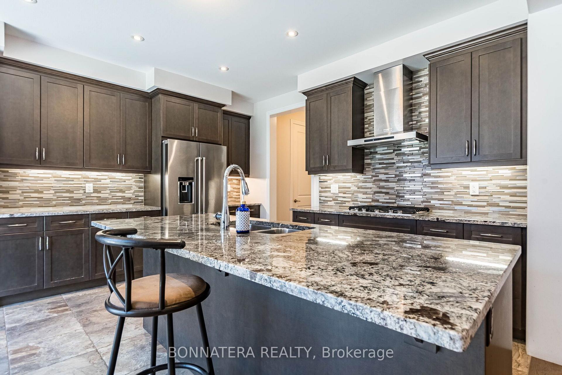 Photo 13 of 3136 Ernest Appelbe Boulevard, Oakville, Glenorchy — HOMEH